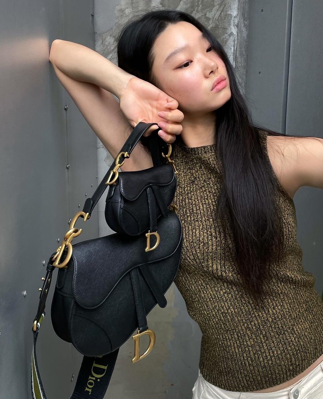 roo ˚.♡ on X: Yoon Young Bae carrying the Dior Saddle Bag & Micro  Saddle Bag  / X