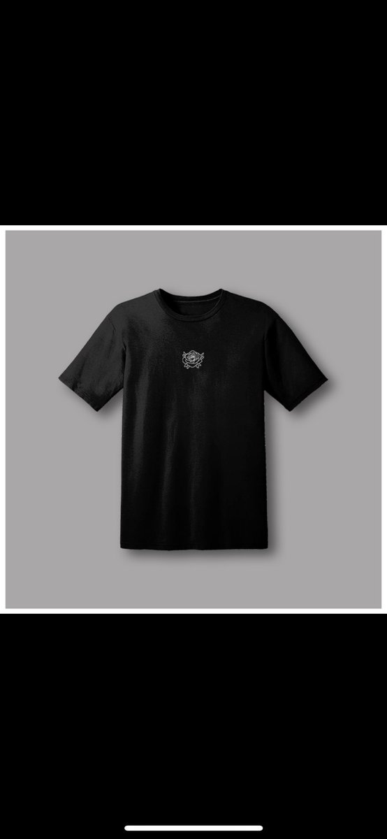 VitylDesigns's tweet photo. The “Center Piece” t-shirt is live now on our website! Click on our profile and visit the link in our bio to check it out! https://t.co/OYJ3g1Dz6J