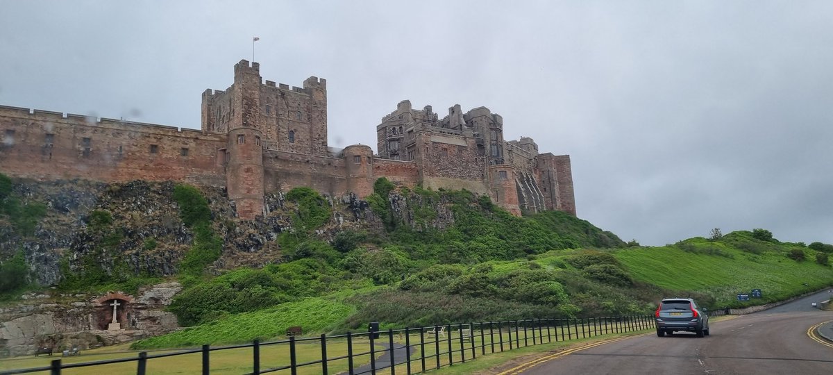 TammyGa70032653's tweet photo. Race to the Castle 🏰 Looking forward to seeing this tomorrow night (early hours Sunday morning 🙈) #rttc #thresholdseries #racetothecastle https://t.co/NefEbIxlo8