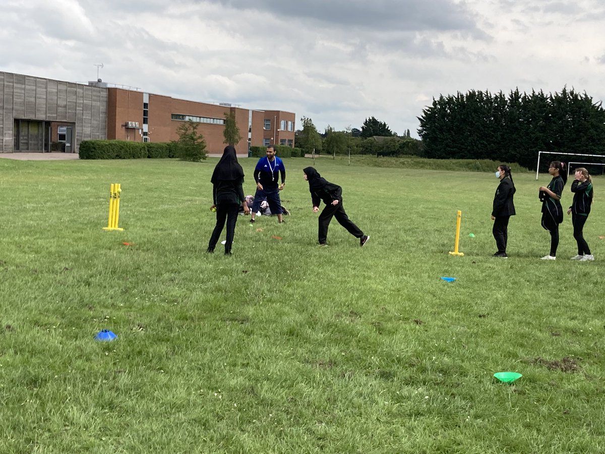 WicketzLuton's tweet photo. Delivered taster sessions @leamanorschool &amp; @TSLTStockwoodPk this week and engaged 430 young people.Thanks to @LordsTaverners &amp; @_TSLT Great to see so many girls enjoying cricket too! #LutonLetsGetActive @ActiveLuton @teamBEDS @Cricket_East @BedsVeru @bedscohesion @AshcroftPe🏏 https://t.co/N9ohd9XrYG