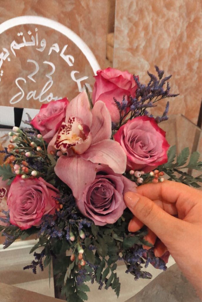 صالون ردهه الذوق ومتوصين فيني بالورد الموف 💜✨💜✨ <a href="/23salonsa/">صالون ردهة ٢٣</a>