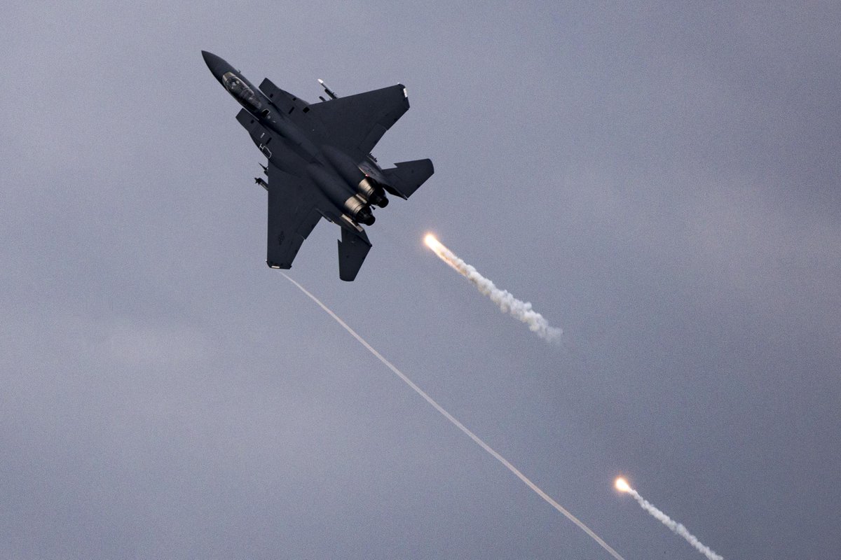U.S. Air Force tweet media