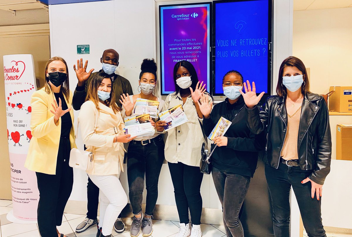 Un grand merci à Charlotte Thevenet, via <a href="/carrefour/">Carrefour</a> spectacle, qui m’a contacté pour offrir 50 places de cinémas pour une très belle cause. Nous les avons remis à  notre association Espoir Aide Actions qui vient en aide au quotidien aux personnes qui en ont le plus besoin 👍🏻