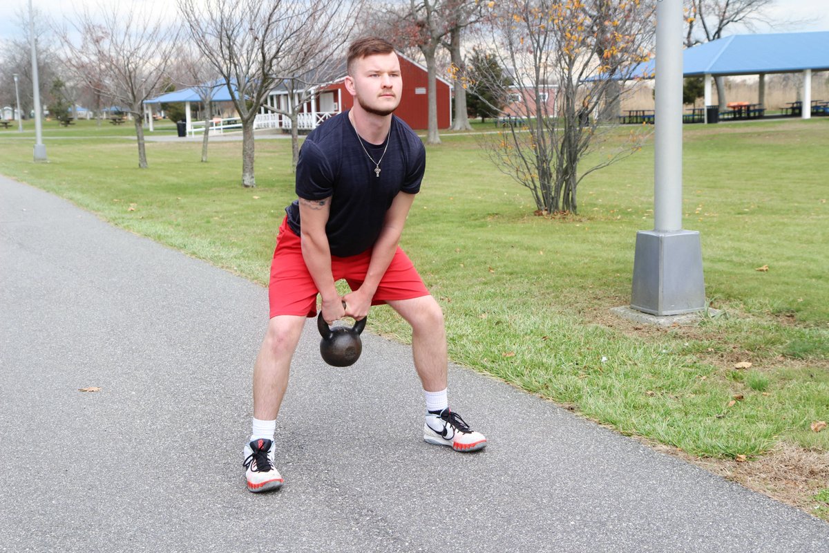 HitbackEvo's tweet photo. In a hurry &amp; only have #15minutes to #workout? ⏰

Select @HitbackEvo #CircuitWorkouts in this E-book &amp; get started!

🏋️#BodyweightCircuits
🏋️‍♀️#BarCircuits
🏋️‍♂️#EndoCircuits, &amp; more!

Buy Now via https://t.co/dZZBVJYUjf

Shop More #HitbackEvolution Plans via https://t.co/zagXhgxY4t https://t.co/kAlE1GwR2h