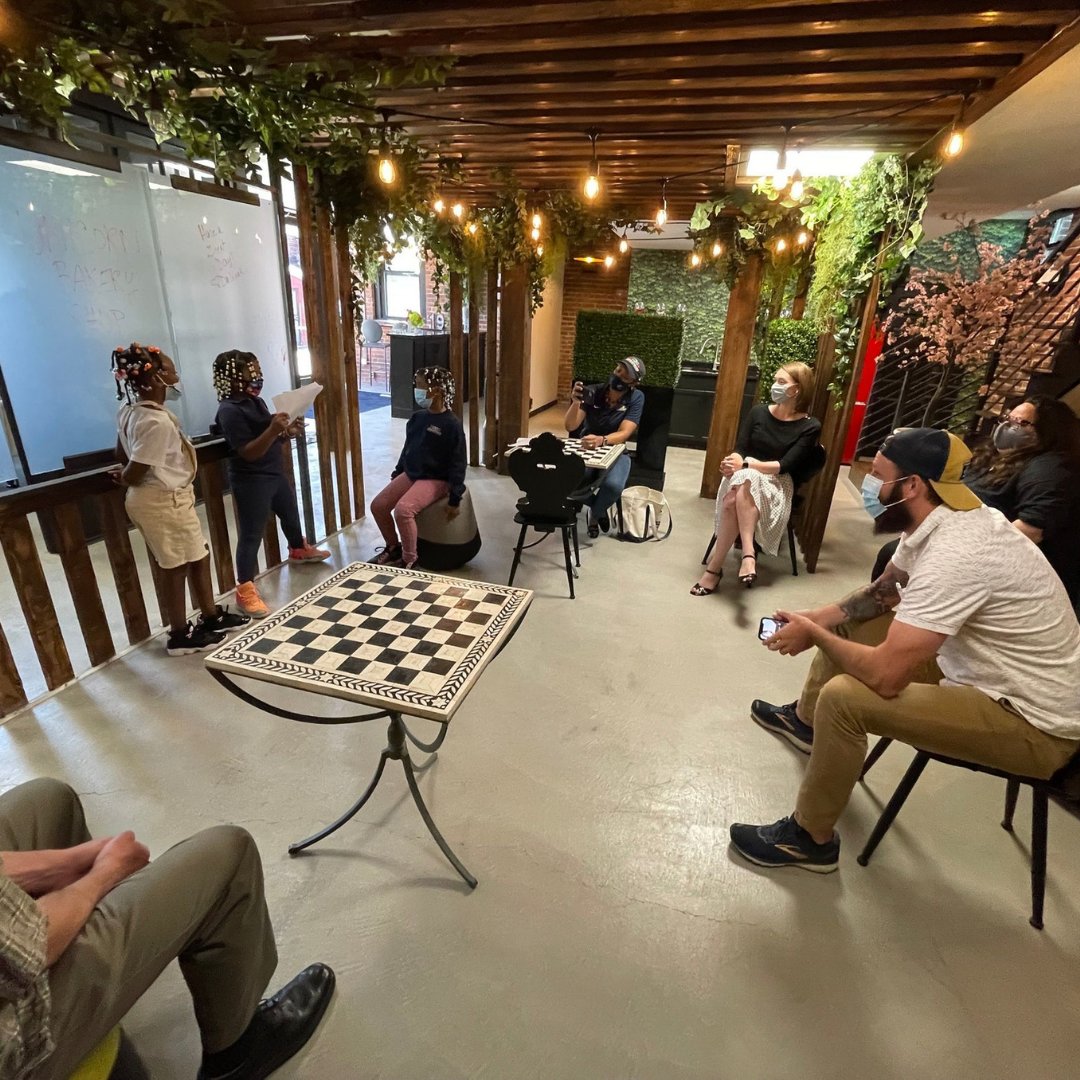 19ideas's tweet photo. Our team recently had the honor of mentoring 2nd and 3rd grade scholars from @PersistencePrep. We are so grateful for this enriching experience, and we can't wait to see what our young entrepreneurs accomplish next; this is how progress starts. #19Ideas #FutureLeaders https://t.co/4ZiC06opAC