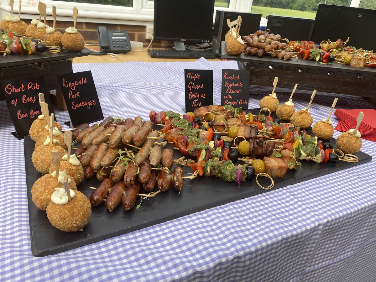 Canapés for the art expo @LingfieldColl this afternoon. <a href="/HolroydHowe/">Holroyd Howe</a> <a href="/AndreaC89230307/">Andrea Carroll</a> <a href="/ByrneJamed/">Jamed D Byrne</a> <a href="/sandraoakes11/">sandra oakes</a> <a href="/DamianBlake4/">Damian Blake</a> <a href="/DanielCollier84/">Daniel Collier</a>