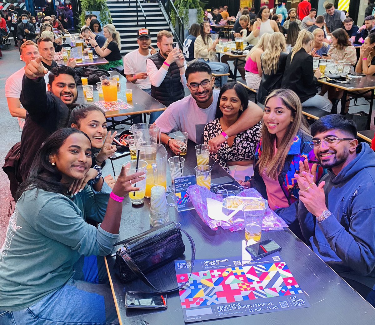 BoxparkCroydon's tweet photo. Who’s enjoying MJ tonight? 🙌 https://t.co/blI3ICKHF9