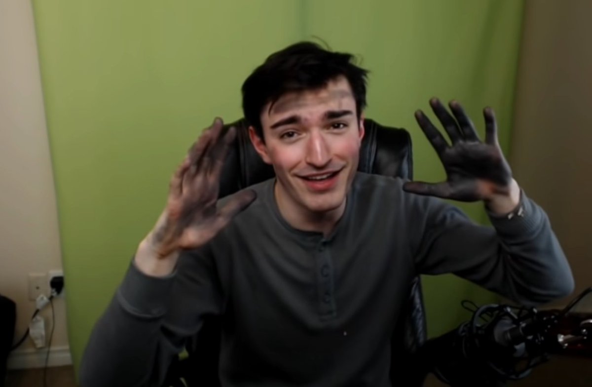 SmallAnt tweet media