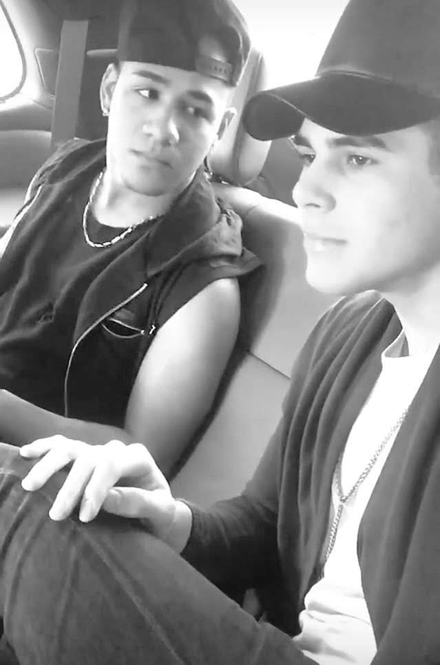 DyLMCNCO's tweet photo. Qual o intuito desse blackout nas contas do @CNCOmusic ?
Quando acontece isso com qualquer artista, no mínimo 2 semanas já temos novidades. 
Mas a WK sempre fez uma divulgação porca, mas, dessa vez eles estão se superando. 
É muita incompetência pra uma empresa. https://t.co/qWZ5e0eVY3