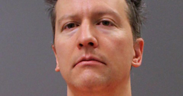 enews's tweet photo. BREAKING: Former Minneapolis Police Officer Derek Chauvin has been sentenced after being found guilty of murder in the death of George Floyd. https://t.co/nKfzCzQJbT https://t.co/61ML4FMZG9