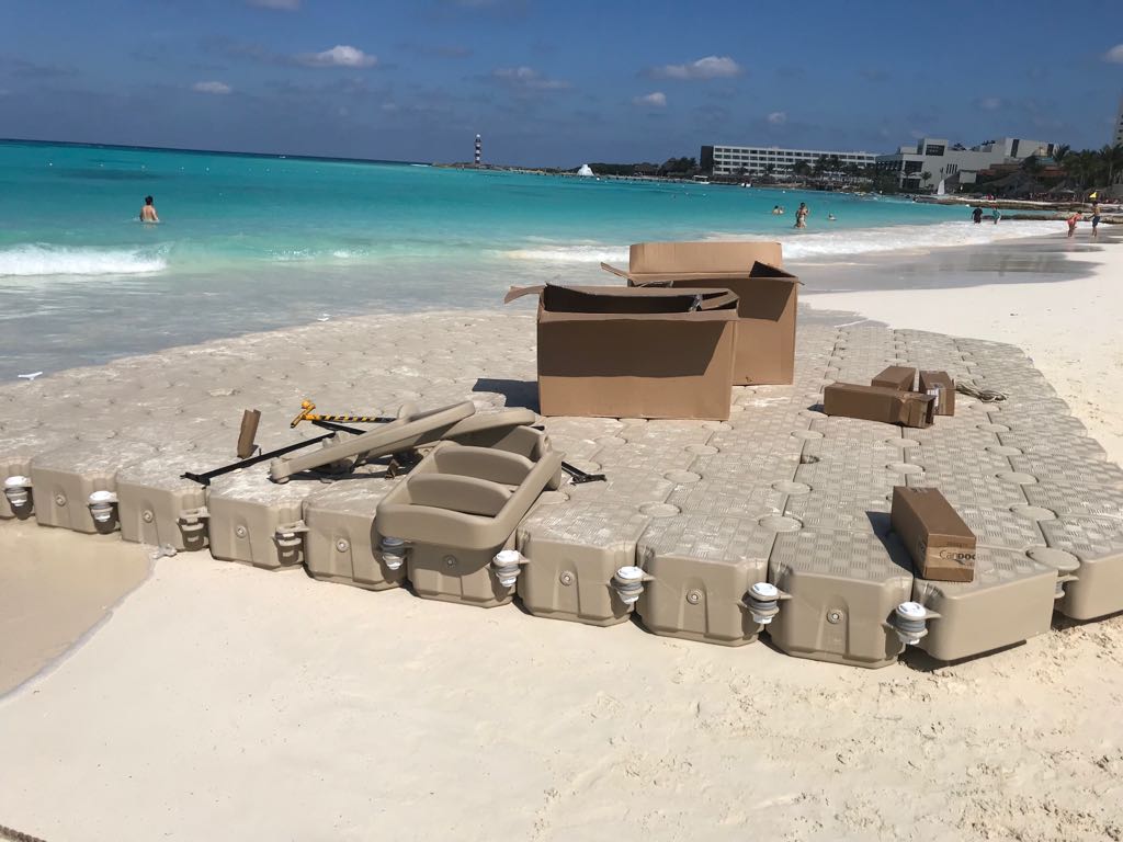 CandockMexico's tweet photo. Se instaló con éxito el nuevo muelle en Cancún. Los muelles CanDock durará de por vida.
Si requiere alguna cotización de algún proyecto.
Llámenos: 244 443-29-32 y 35
Escribanos: muellesflotantescandockmexico@gmail.com
#candock #muelles #dock #bloques https://t.co/htZx3ljiTh