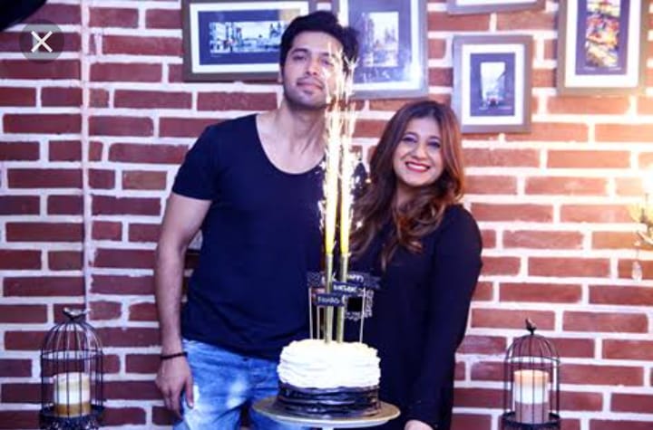 Cute couple and happy birthday sunny 
Cute picture of fahad mustafa and sana fahad 