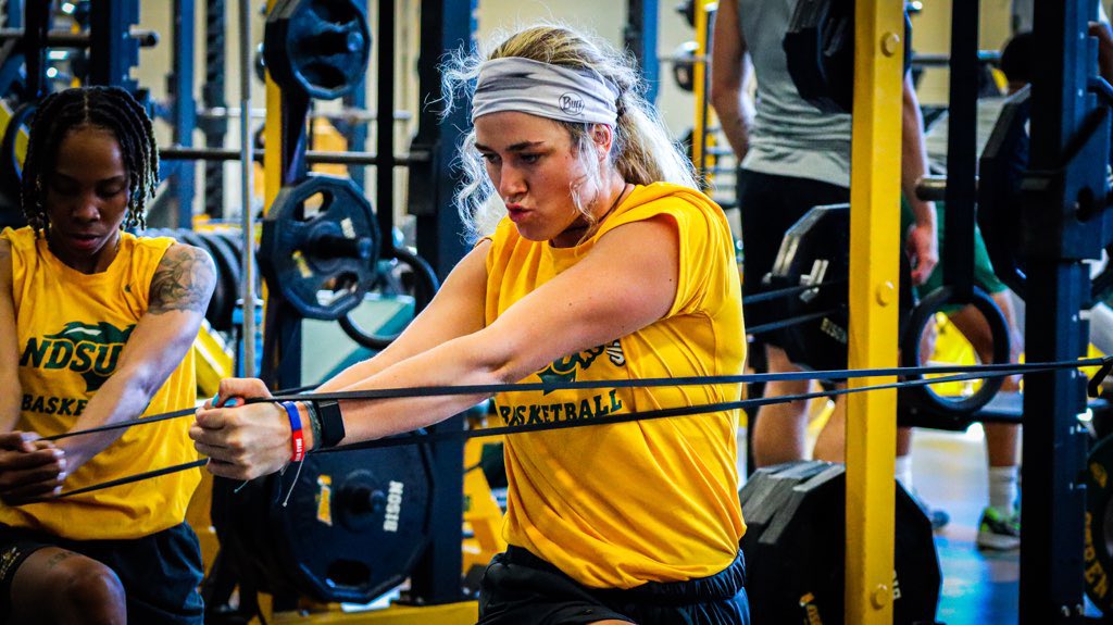 NDSUwbb's tweet photo. Heading into the weekend stronger than ever. 💪🤘 https://t.co/QRahBRPMTV