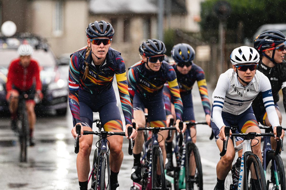 Pre-race day! <a href="/LaCoursebyTDF/">La Course by Le Tour</a> #LaCourse