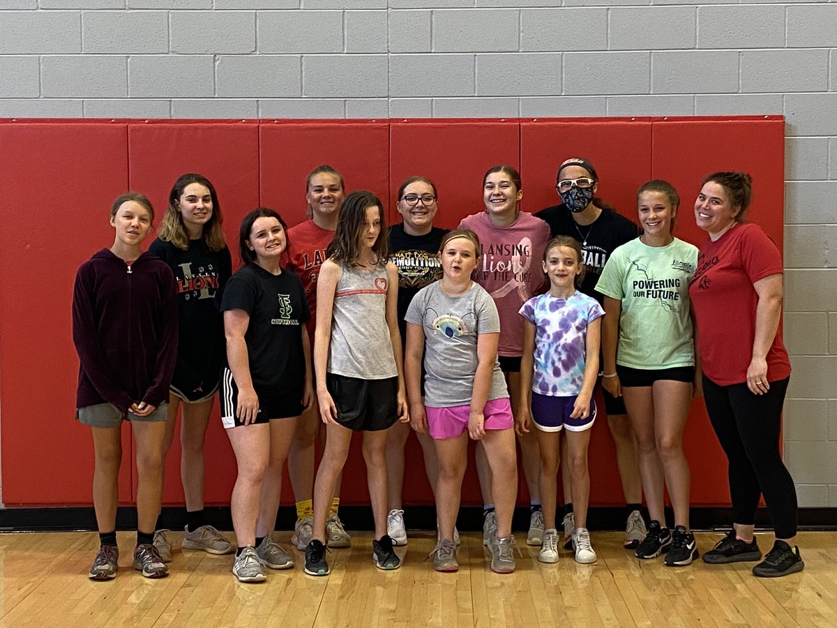 L_L_Softball's tweet photo. Softball camp 2021 https://t.co/hiZcupVp8z