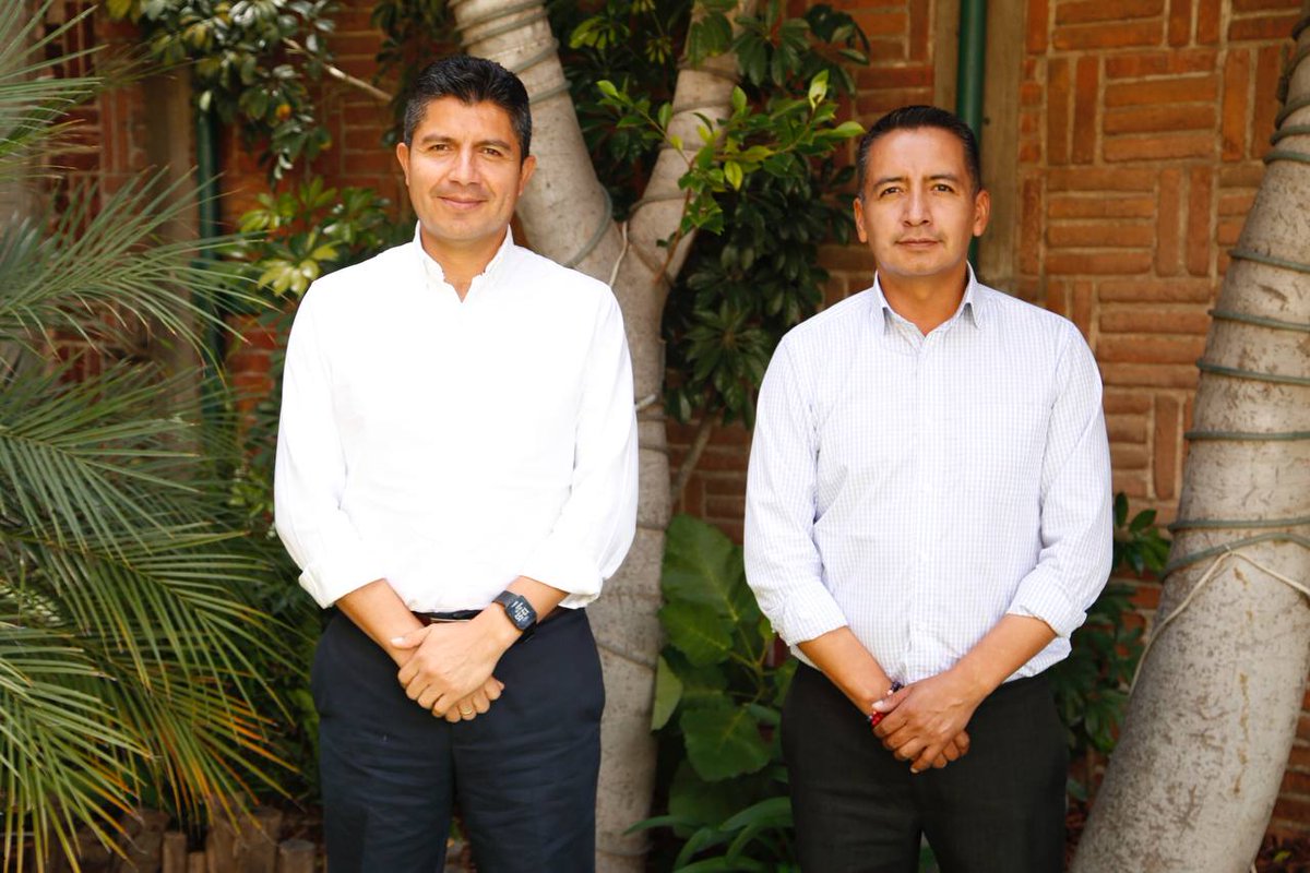 Hoy me reuní con mi amigo el presidente municipal electo <a href="/eduardorivera01/">Eduardo Rivera Pérez</a>, trabajaremos de manera coordinada  por el bien de San Andrés Cholula y Puebla en temas tan importantes como la seguridad pública y desarrollo urbano que incidirán en el desarrollo de la zona metropolitana.