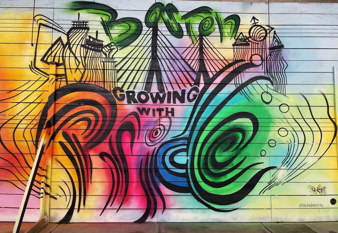 UndergroundINK_'s tweet photo. Proud to partner with @HubSpot and their LGBTQ Alliance that celebrates Pride year-round! They welcome employees, allies, family, and friends in celebrating all of our unique identities. #growingwithpride

Fabulous mural by the talented @rastagrandpa 🎨 https://t.co/Fzop0VSCHR