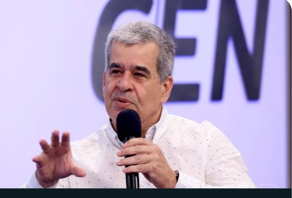 El IPS desvincula a Pedro Halley de la Gerencia de Prestaciones Económicas. Halley es un ejemplo de funcionario honesto y capaz cuyo pecado fue oponerse a un fallo de la Corte que beneficia a marítimos y puede causar daño a las finanzas del IPS. La honestidad castigada.