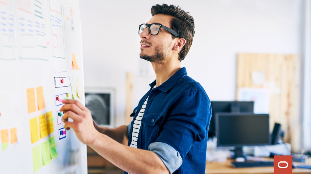 Oracle's tweet image. Systems architects, this one’s for you! 
Check out how green packaging company @Sonoco_Products built and deployed our #cloud infrastructure across its business: social.ora.cl/6010yuCrA? #IT #SystemsArchitecture
