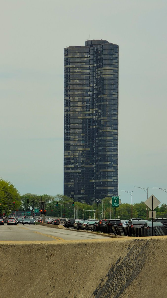 Atlås ( commissions open ) tweet media