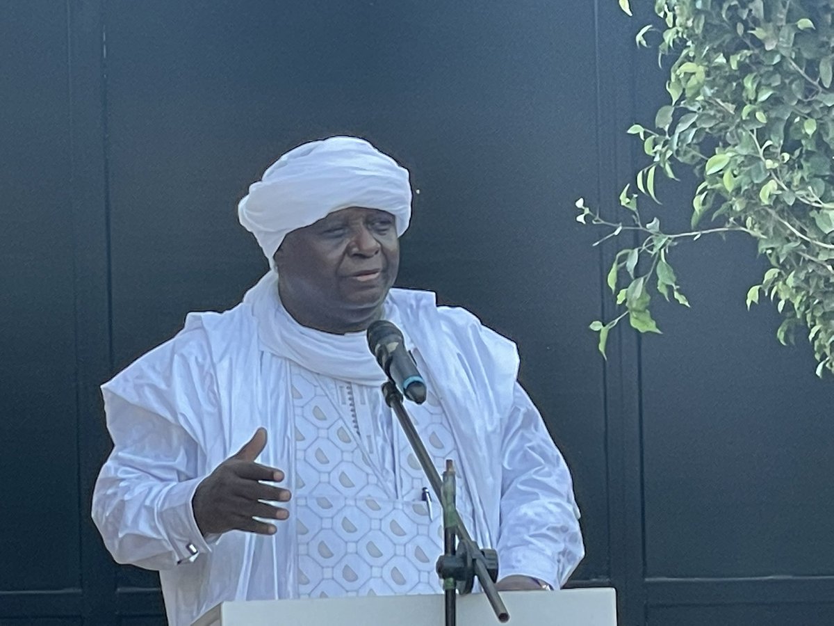 OuldMahmoudM's tweet photo. Au Conseil des Investisseurs Européens au #Mali, j’ai assisté à la restitution du Forum Économique #Mali-#Senegal qui s’était tenu à #Dakar. J’ai réaffirmé au secteur privé le soutien et l'accompagnement du Gouvernement. Le Secteur privé demeure le moteur du développement ! https://t.co/Qtvn7dYBCa