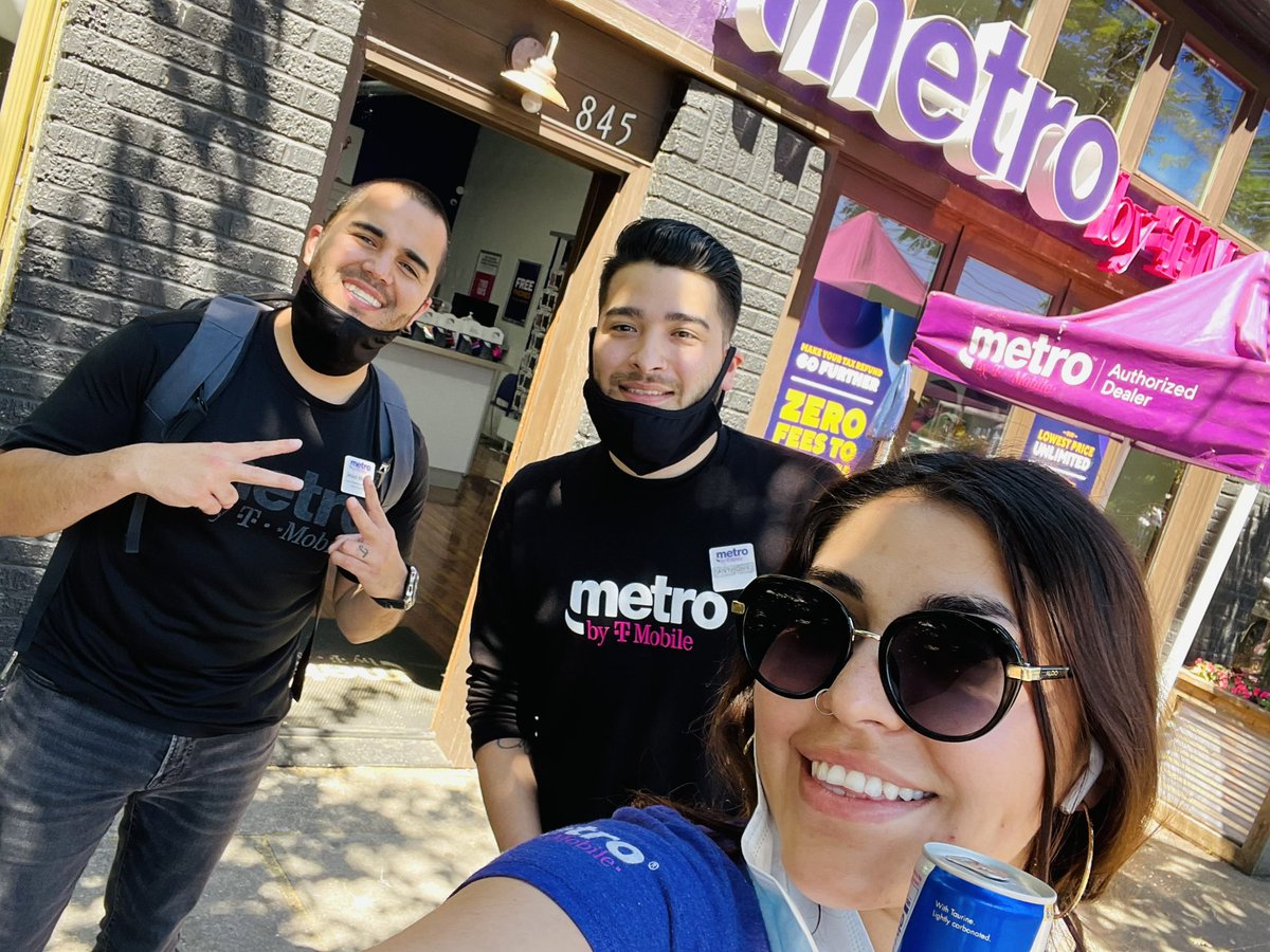 Another Great Visit!! #PromoDay #allin @JamesLeeWC <a href="/gracewang22/">grace wang</a> <a href="/EdgarArsenal541/">Edgar Silva</a> <a href="/Maureen2828/">Maureen Lopez</a>