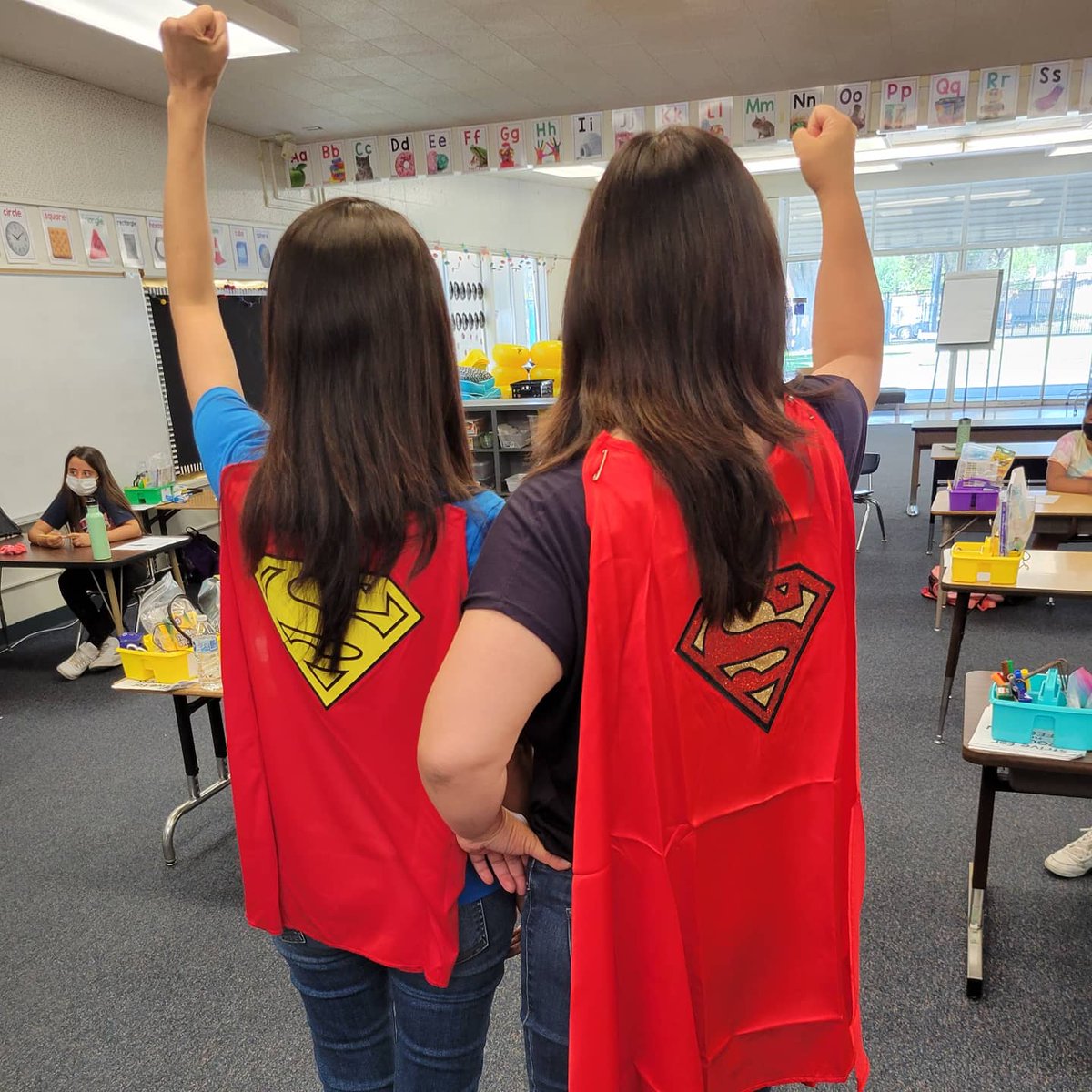 rwolf1221's tweet photo. Last day of EL Jump Start was SUPER exciting with Superhero day! π¦ΈββοΈπ¦ΉββοΈπ¦ΉββοΈπ¦ΈββοΈ #2021ELJS https://t.co/0OhwezhMQL