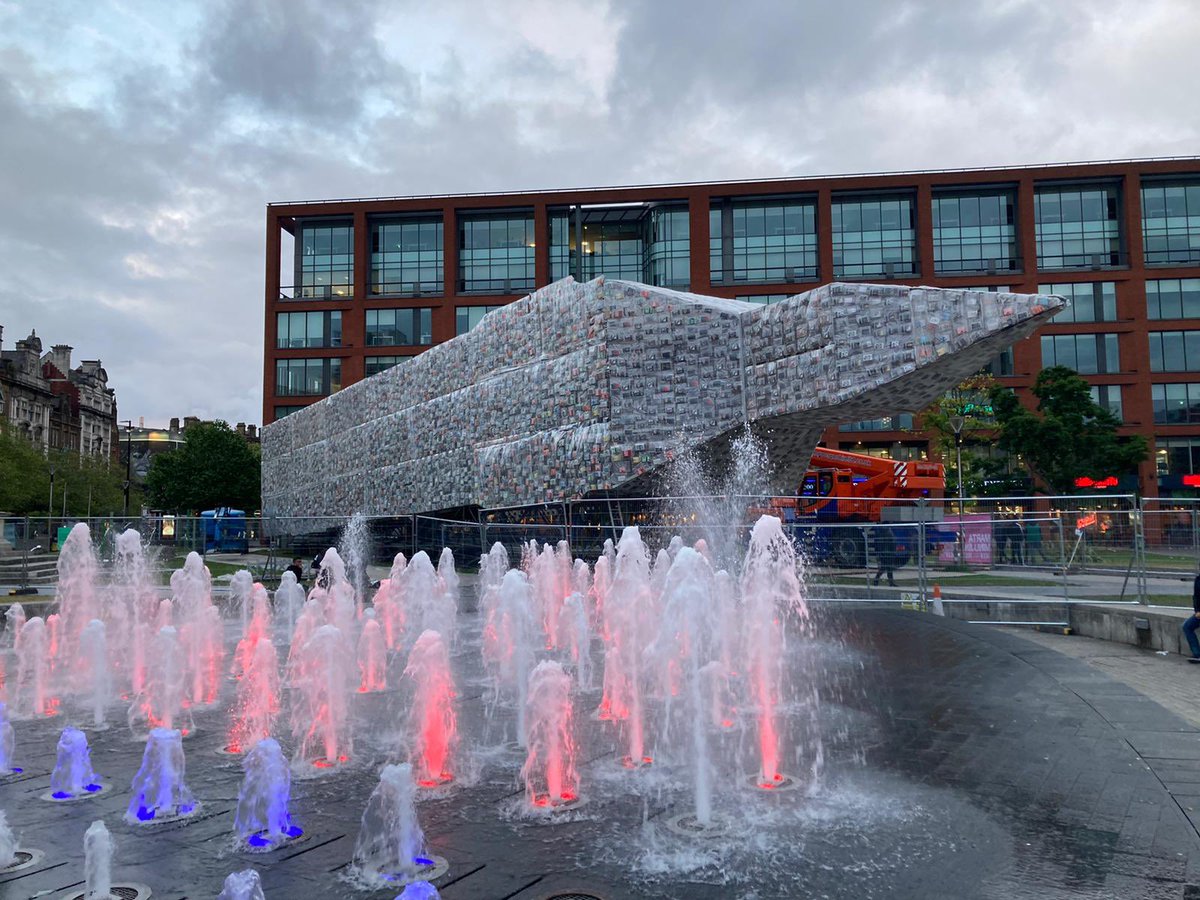 Marta Minujin tweet media