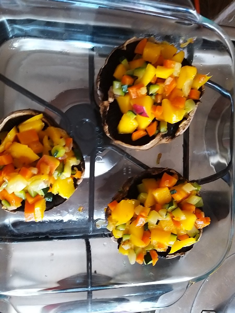 MoReMoShA35's tweet photo. Alguien quiere #portobello 🤤🤤🤤 no es porque los hiciera yo, pero estaban deliciosos! https://t.co/GwBaXQg4xm