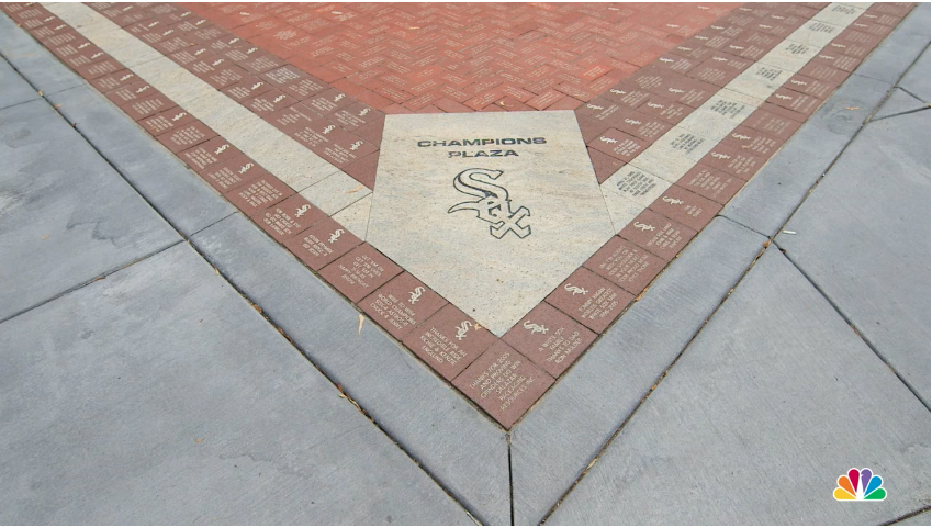 Another big moment tonight for #sportsbiz &amp; #eventprofs as <a href="/whitesox/">Chicago White Sox</a>  to Host ‘Reopening Night' as Ballpark Returns to 100% Capacity