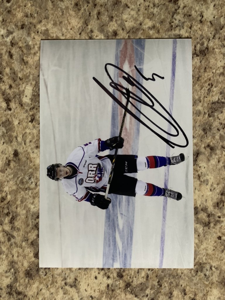 FutureSickos's tweet image. 🚨 GIVEAWAY ALERT 🚨 

Next up, we’ll be giving away this autographed THOMAS CHABOT photo from his top prospect days. 

To enter, RT this tweet and make sure you’re following the account! A winner will be announced on 06.27.2021.