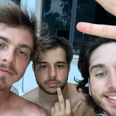 CosbyGang420's tweet photo. https://t.co/Tret2D2tus