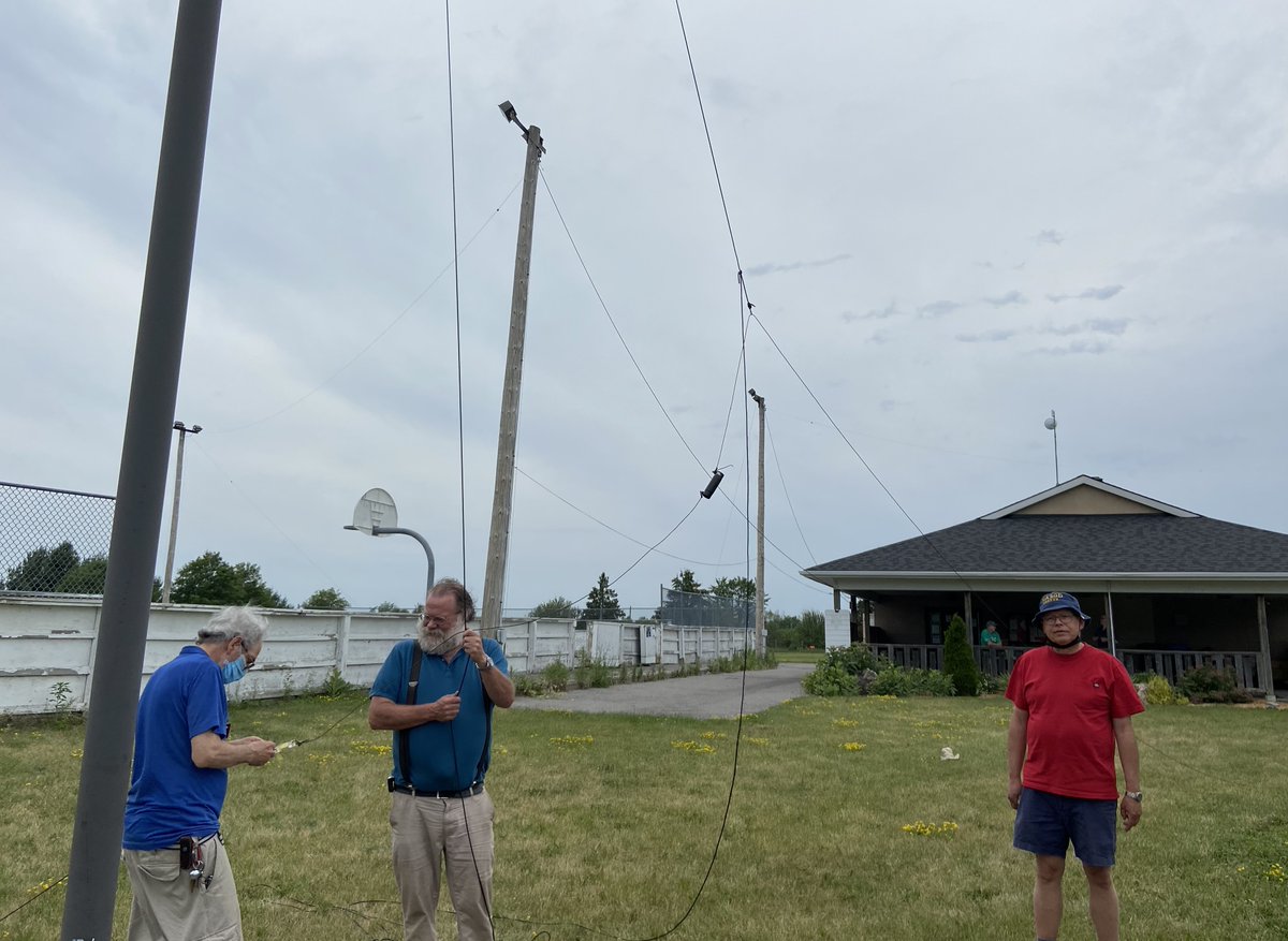 Ottawa Amateur Radio Club will operate a "pop-up" off-grid amateur radio station at the  Corkery Community Centre west of Ottawa for Field Day 25-26 June contacting similar stations across NA. Operators and visitors are socially distanced.  #racfd #arrlfd #ottnews <a href="/RACtweets/">RAC HQ</a>