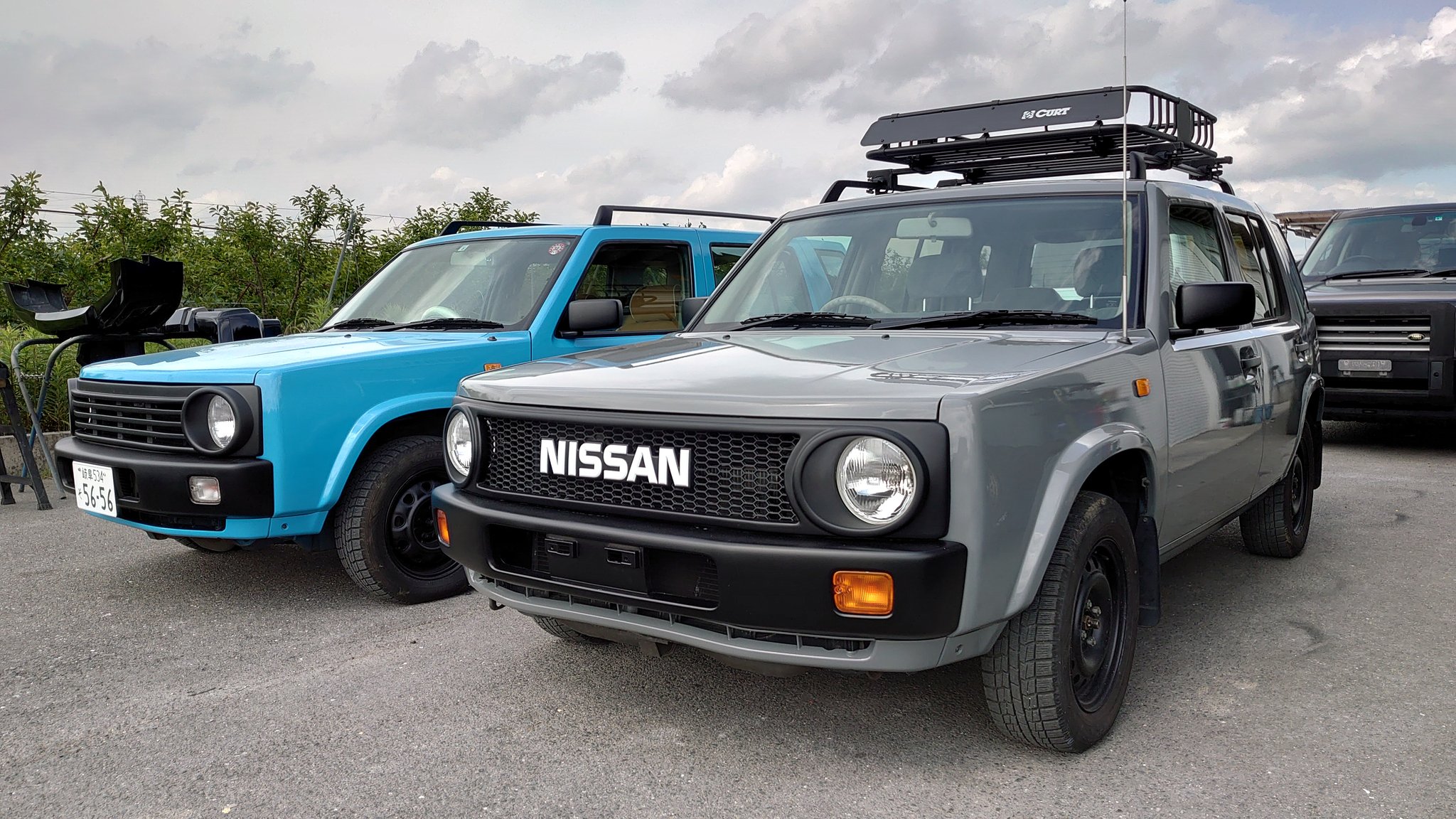 ヒッター ザクの人 カスタムしたラシーンの兄弟車と並べてみた ゆるキャン ラシーン ラシーンカスタム T Co Dwozku8uec Twitter
