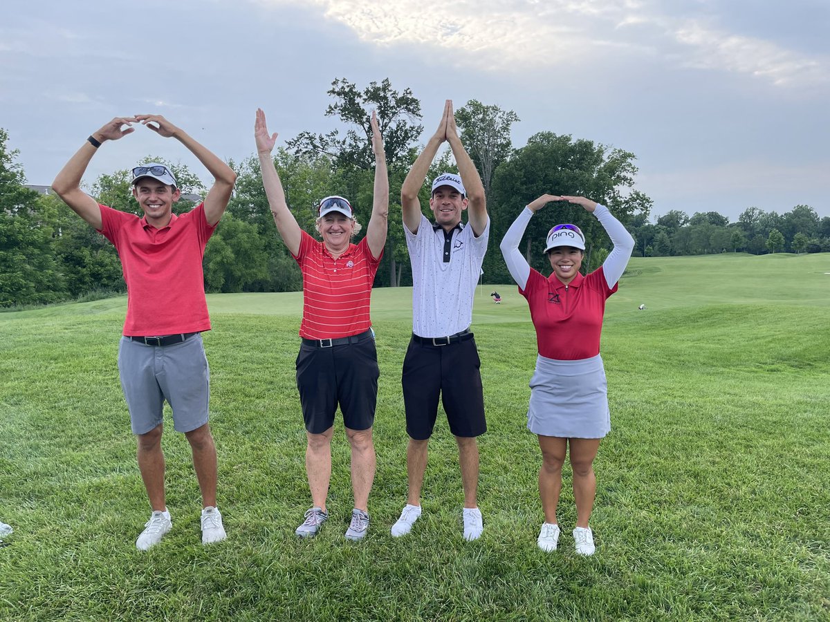 Buckeyes cheering on Buckeyes!#HowFirmThyFriendship #PrascoChampionship