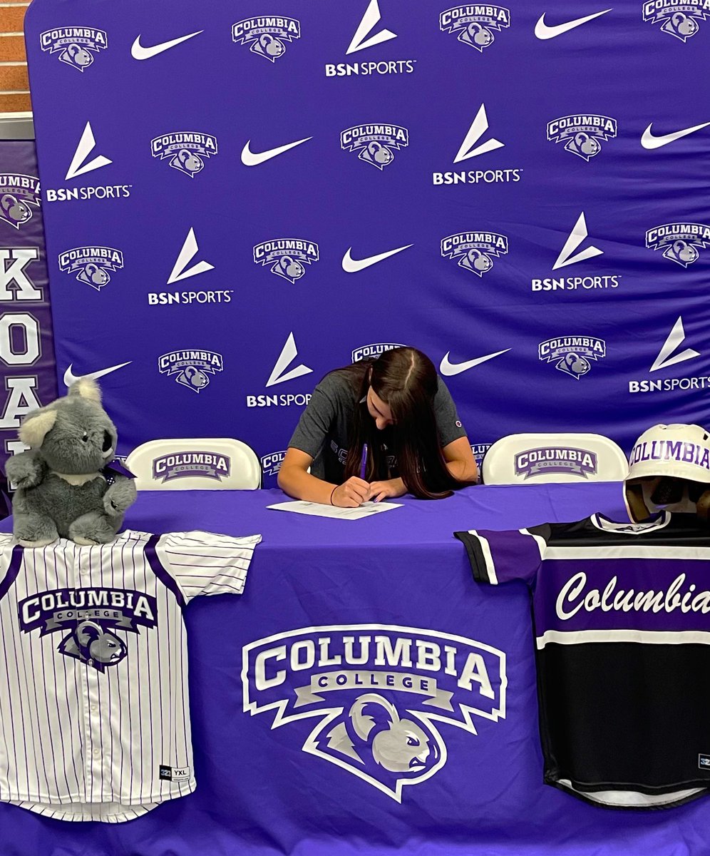 A huge Cavalier congratulations to one of our rising seniors #5 Gracie Freeman who signed today with Columbia College! 💜