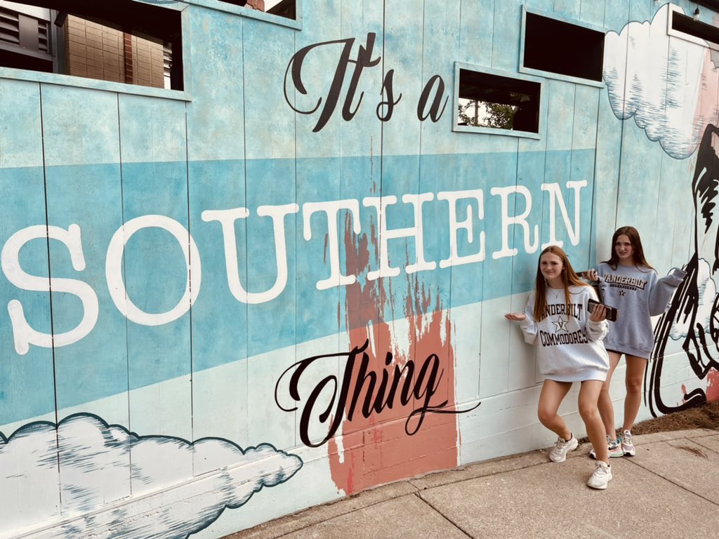 studio15041's tweet photo. So far over 1,000 road miles with 2 more destinations to go. I am so lucky to share this precious time with my daughter and Mo (she’s basically family too.) Laughing, car karaoke, weird TikTok noises from the back seat, ice cream, and all the photos. #CherishedTime ❤️ https://t.co/evEPJcC73W
