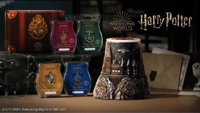 ShockeyHeather's tweet photo. Dear Harry Potter Fans,
We are please to inform you that you are being accepted to Hogwarts School of Witchcraft &amp; Wizardry.
Enrollment for this collection will begin promptly on July 7th-July 14th. There you'll be sorted out into your houses starting February 2022! #Scentsy https://t.co/D1vn2BrMKX