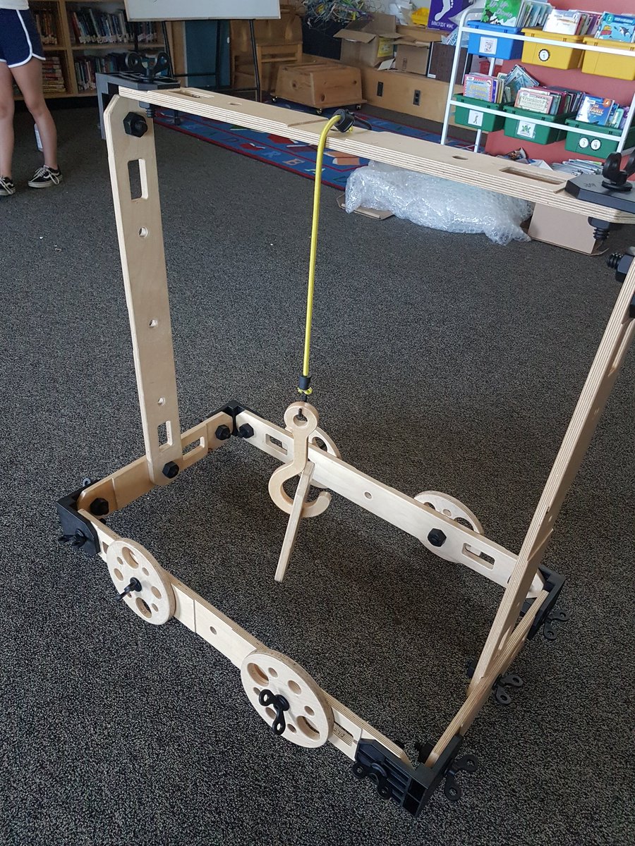 ElliotLibrary's tweet image. We had a great week with @Rigamajig.  Thank you to @SD79DLC for having a set for our schools to share. #SD79learn @becky_greenhow @Angacamp