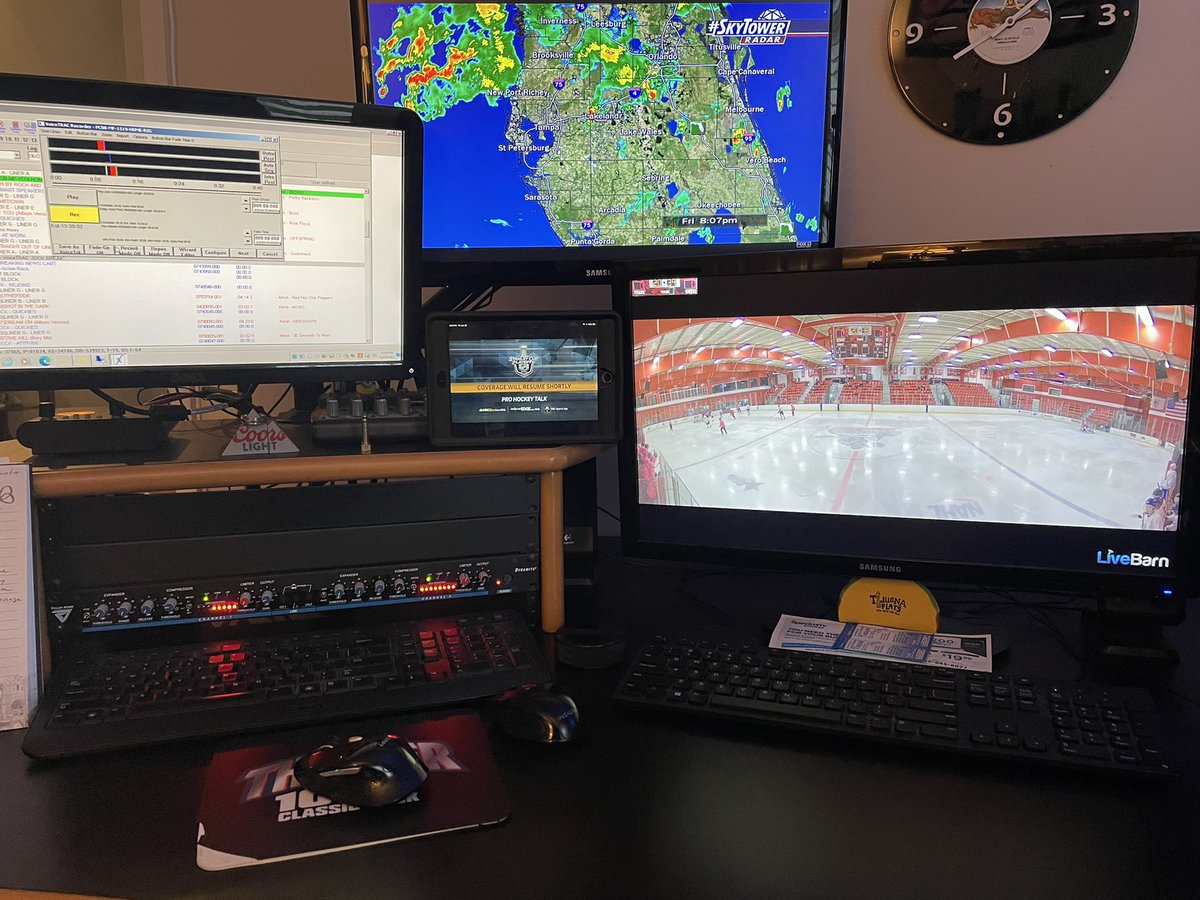 radiobigrig's tweet photo. I have double watch sessions while doing radio shows across America right now @BadgerZander is working out with the New Jersey Titans and I got the @TBLightning lightning on my iPad. #GoBolts #GoZander 🤘🏻 https://t.co/oVEOMh5G8p