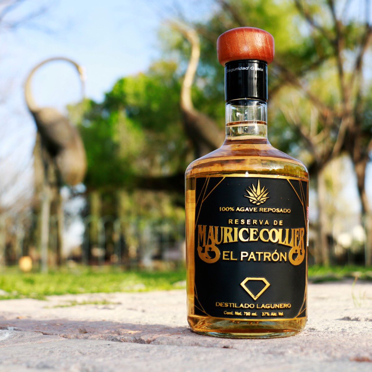 Misma calidad y sabor ✅ 

Nueva imagen ❤️ 

#DestiladoMC 💎