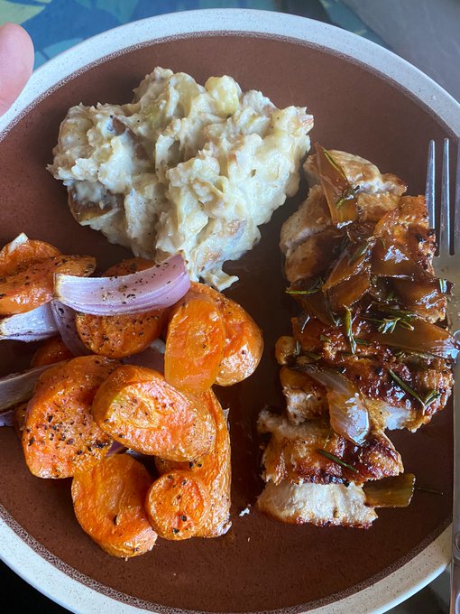 Watch 🌈 kezia slater💘's leaked NSFW photo on TwXstars