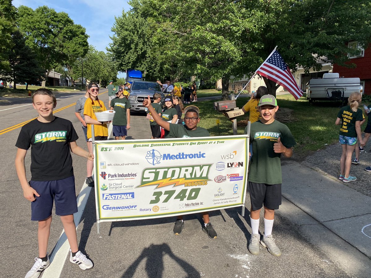 Storm_Robotics's tweet photo. Storm Robotics had a great time walking in the Sauk Rapids Parade this evening! Any day we can promote STEM and Robotics is a good day! Go Storm! #StormStrong #omgrobots #FRC #VEX #isd47 https://t.co/CrZicbmpfE
