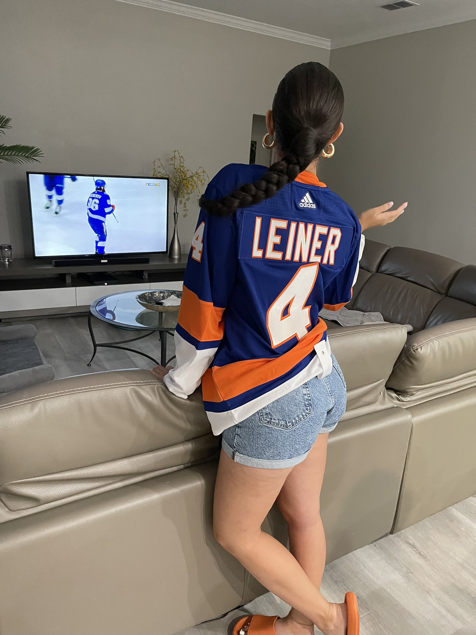 Hannah B. Leiner on Twitter: "You know who I’ll be rooting for tonight ...
