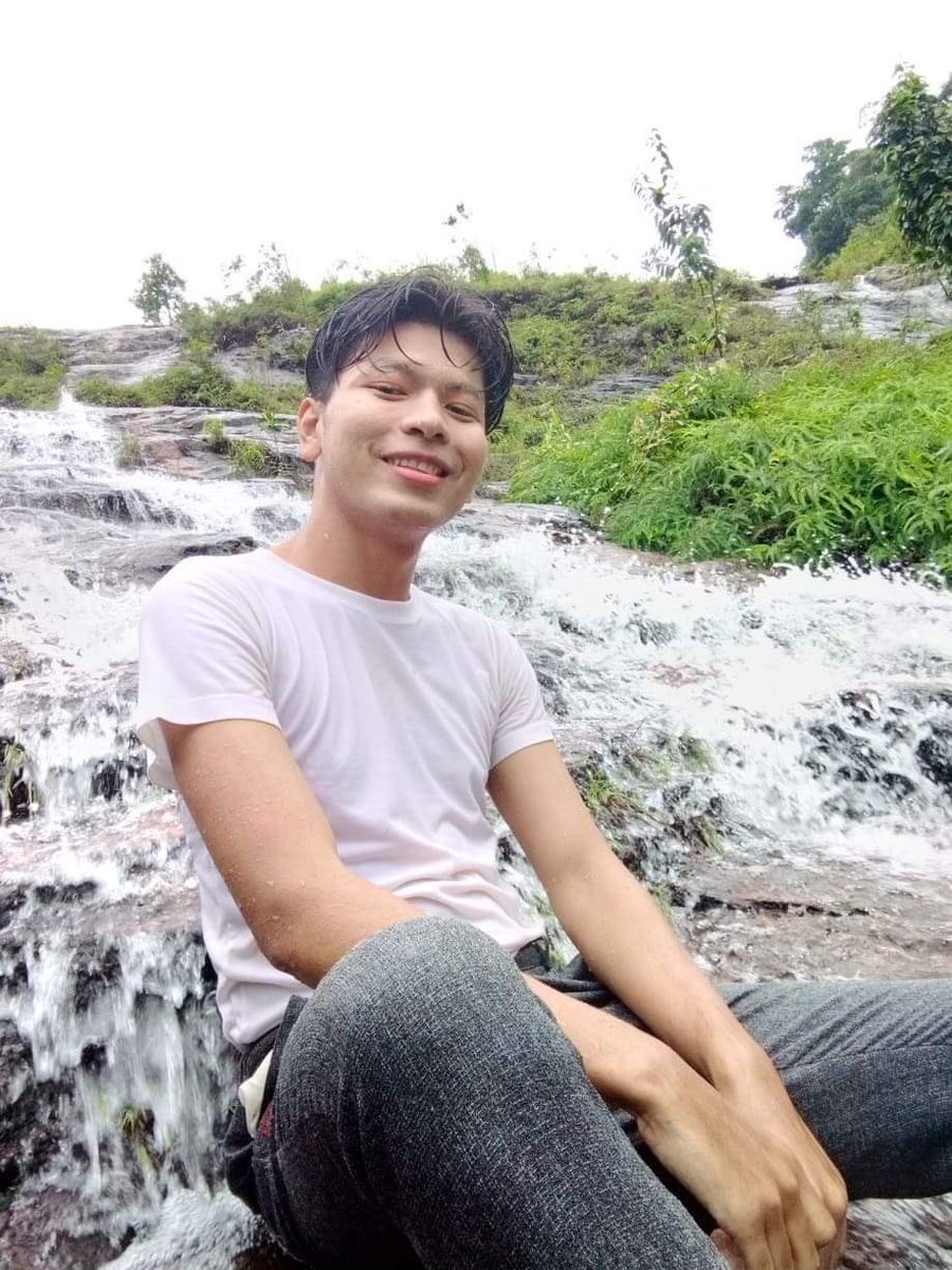 Alex07854671's tweet photo. 💦💦 https://t.co/51nHvZb7p7