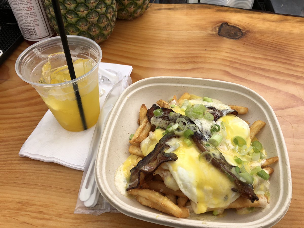 saycredABILITY's tweet photo. This was breakfast with @OhKayBet this morning in Maine β
Now we traveled back home and are LIVE with some pubg π΄
Maybe ranked?
#BreakfastPoutine #MangoMinosa https://t.co/SvAzYKHZqM