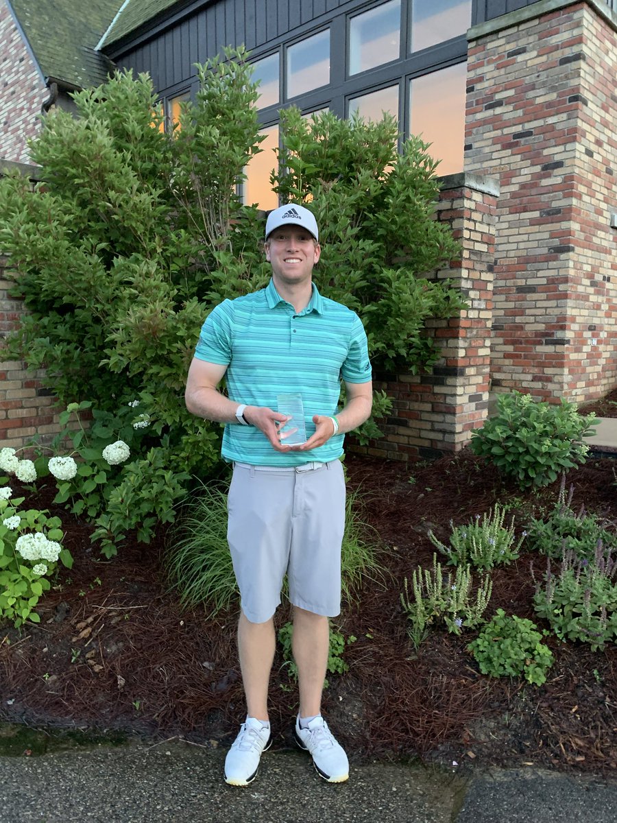 RaymanMatt's tweet photo. My favorite golfer another sweet 16 appearance in Michigan Am.  Let’s go tomorrow 💪 https://t.co/j5upbZiK40