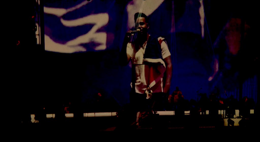 Lamaskeproduce's tweet photo. El domi @RomeoSantosPage 🇩🇴🇩🇴🇩🇴 #UTOPIALIVE CONCIERTAZO 😍@sonymusiclatin @sonymusicrd https://t.co/TUfYXlGD6I