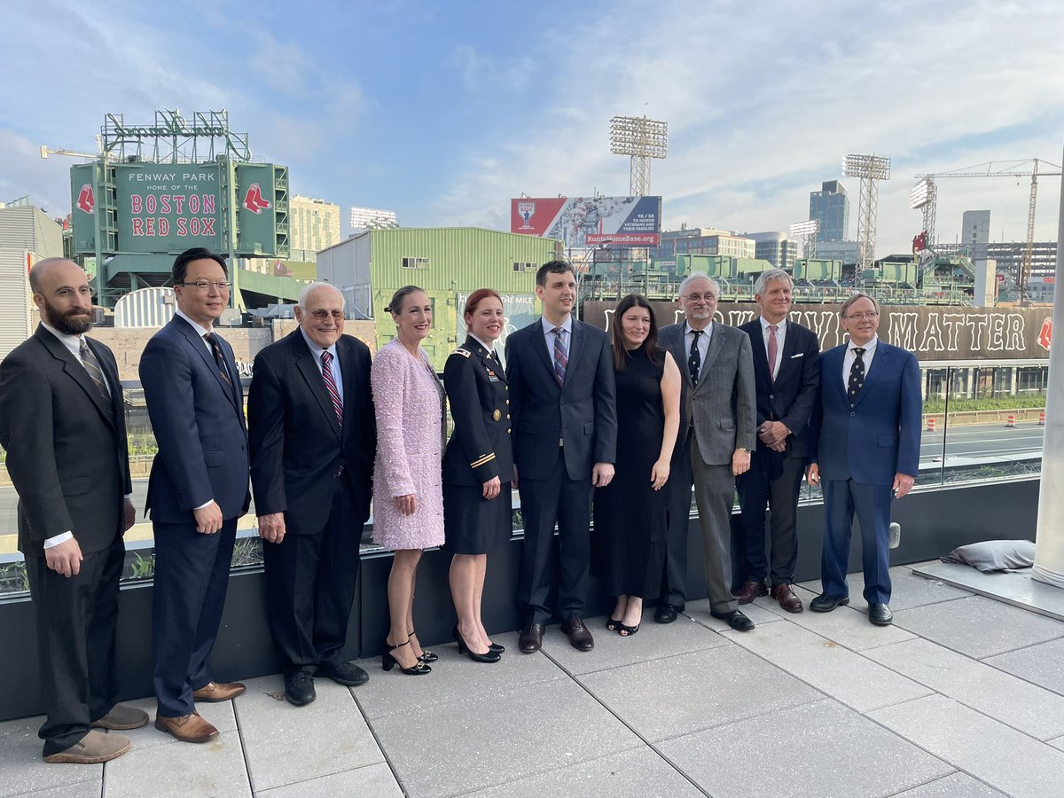 BrighamThoracic's tweet photo. We are so proud to continue on the legacy of BWH trained Cardiac and Thoracic surgeons. Congratulations to our trainees. You’ve made it. We are so proud of you and believe that there is no limit to your success. #bwhctsurgery #nextgen https://t.co/zzNTComI7O