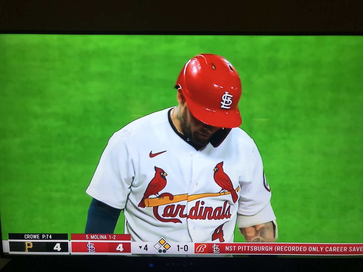 popcornmits's tweet photo. oddly satisfying fours #STLCards #yadi ❤️ https://t.co/BitLkokQ2s